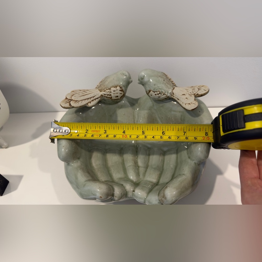 Hand Decor - Picture 3 of 3